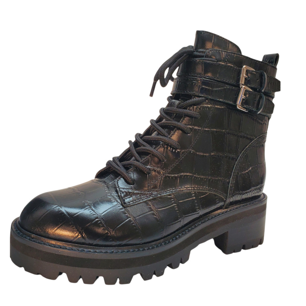 Marc Fisher LTD Barren 2 Embossed Barren Leather Platform Combat Boot 6 M